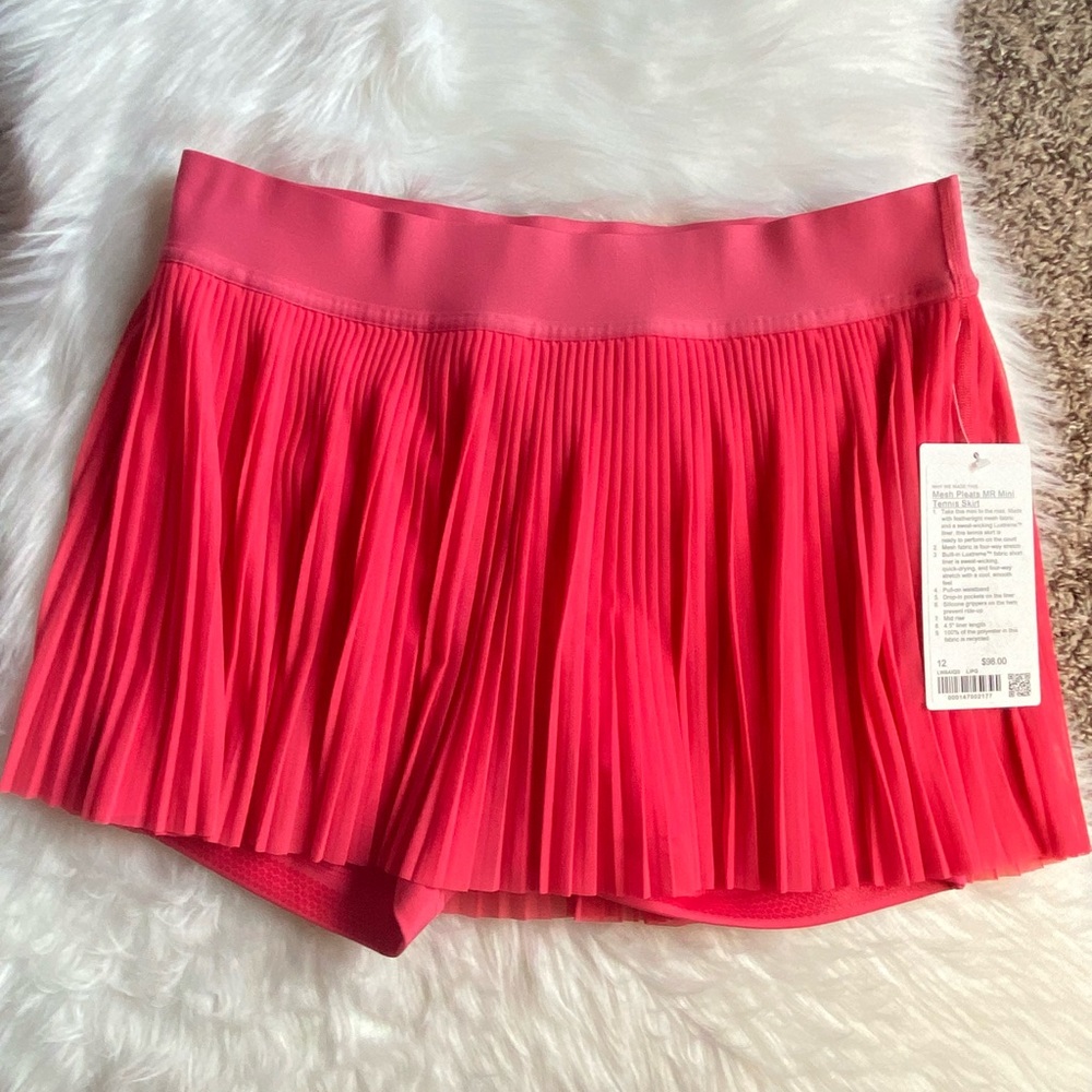 Lululemon Mesh Pleats Mid-Rise Mini Tennis Skirt Size 12 lip Gloss LIPG New